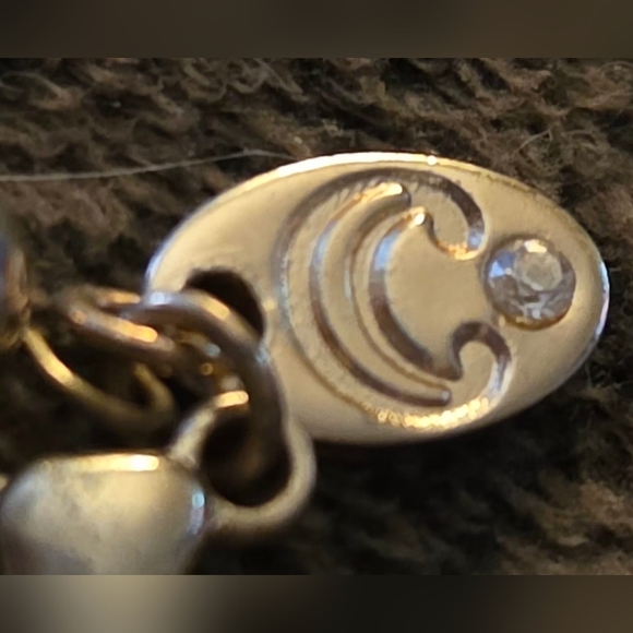 Charming Charlie Neutral Stone Bracelet - Picture 5 of 5